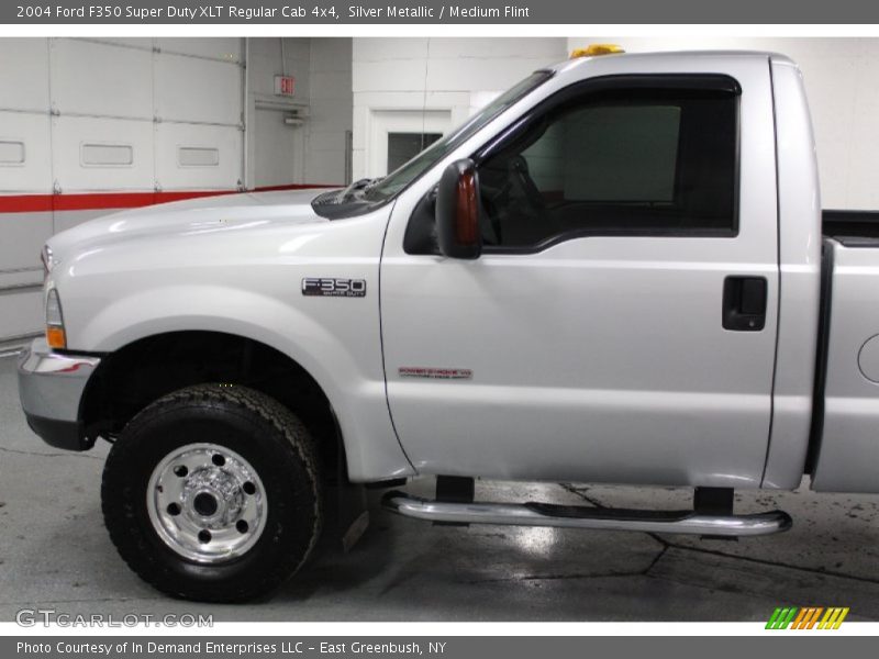 Silver Metallic / Medium Flint 2004 Ford F350 Super Duty XLT Regular Cab 4x4