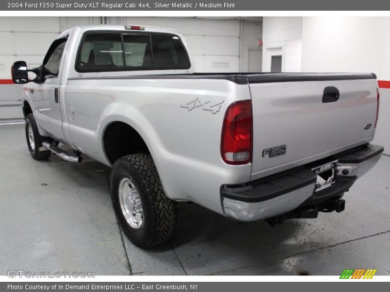 Silver Metallic / Medium Flint 2004 Ford F350 Super Duty XLT Regular Cab 4x4