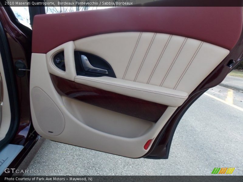 Door Panel of 2010 Quattroporte 