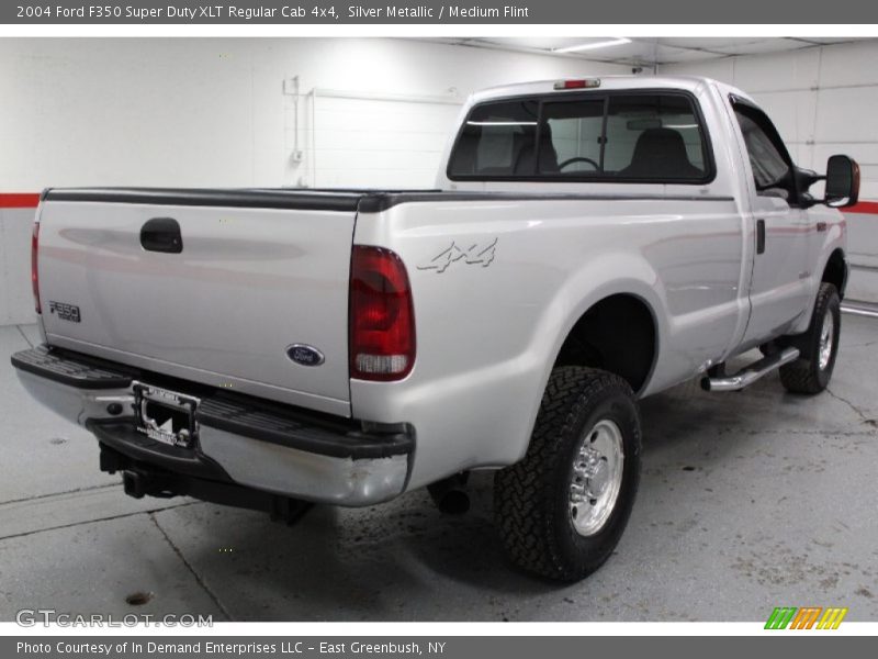 Silver Metallic / Medium Flint 2004 Ford F350 Super Duty XLT Regular Cab 4x4