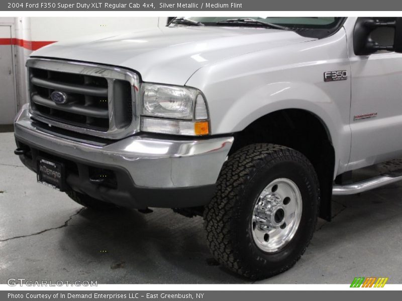 Silver Metallic / Medium Flint 2004 Ford F350 Super Duty XLT Regular Cab 4x4