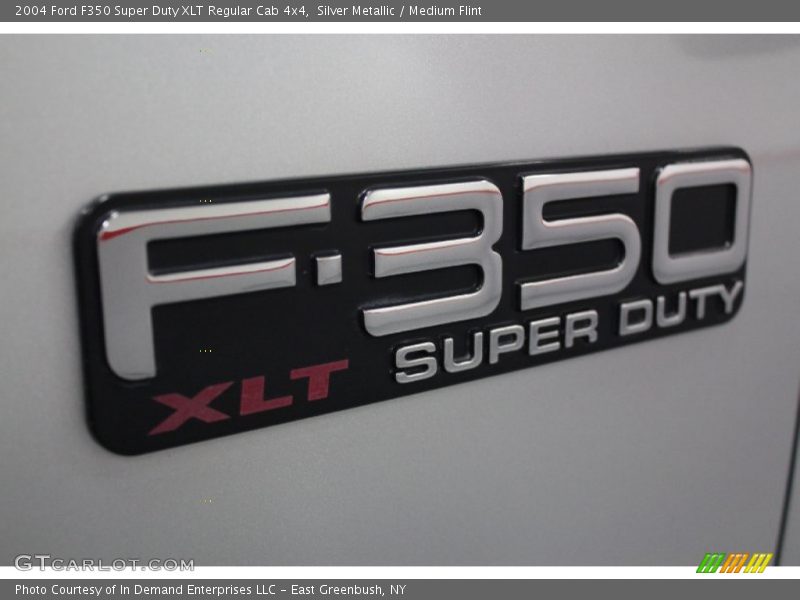  2004 F350 Super Duty XLT Regular Cab 4x4 Logo