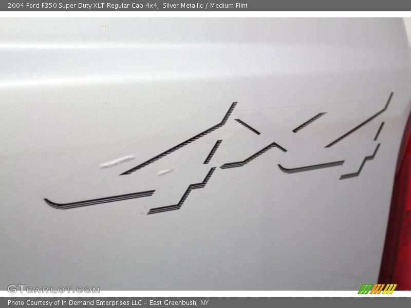 Silver Metallic / Medium Flint 2004 Ford F350 Super Duty XLT Regular Cab 4x4