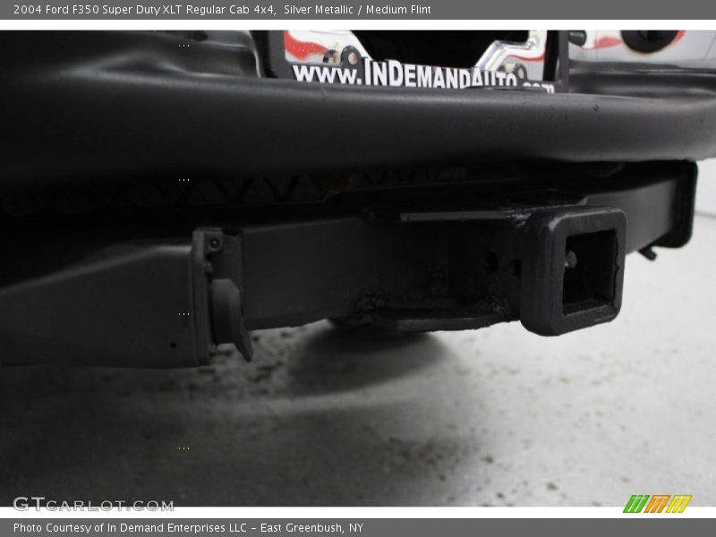 Silver Metallic / Medium Flint 2004 Ford F350 Super Duty XLT Regular Cab 4x4