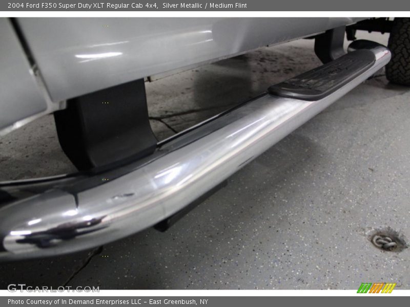 Silver Metallic / Medium Flint 2004 Ford F350 Super Duty XLT Regular Cab 4x4