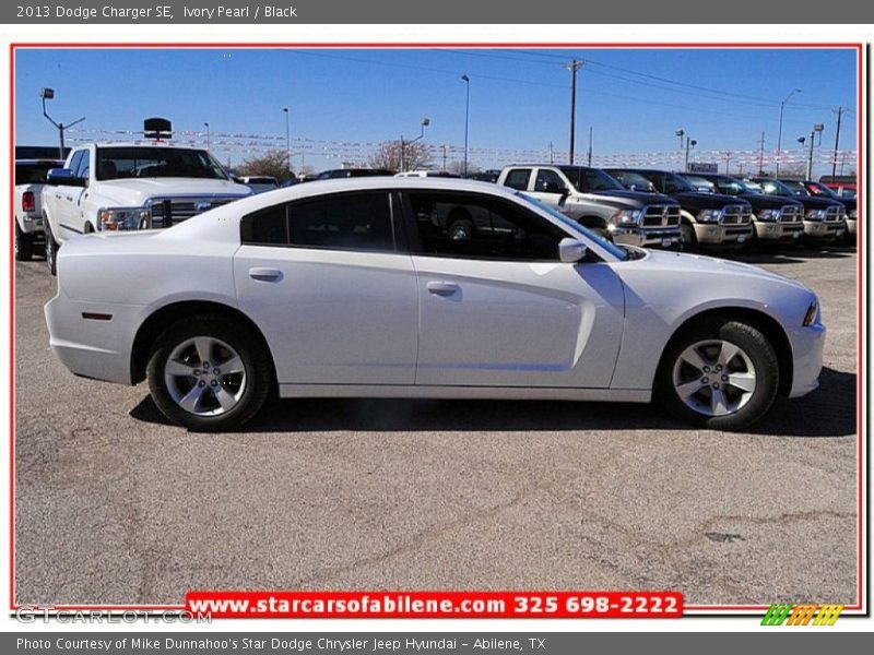 Ivory Pearl / Black 2013 Dodge Charger SE