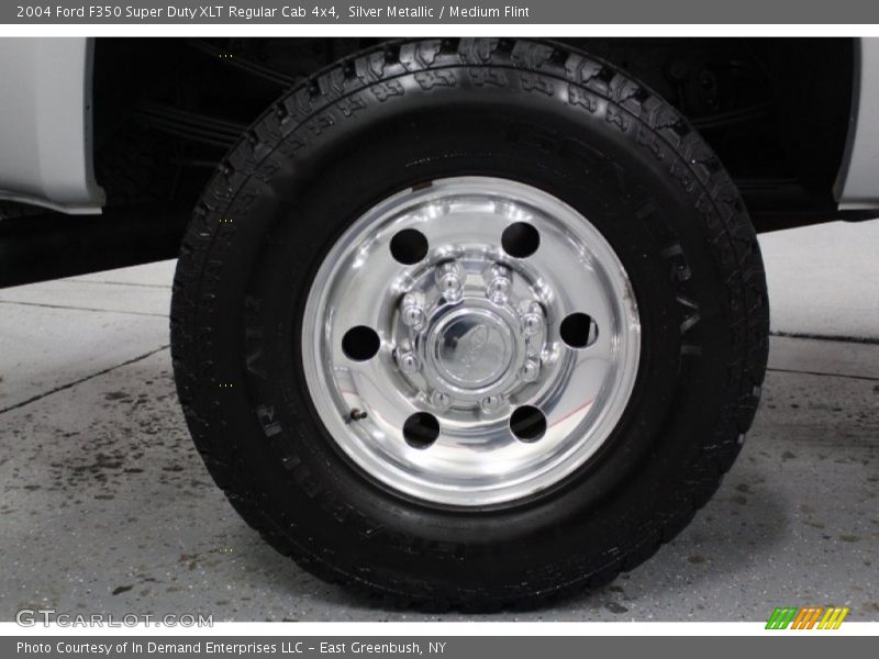 Silver Metallic / Medium Flint 2004 Ford F350 Super Duty XLT Regular Cab 4x4