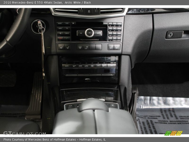 Arctic White / Black 2010 Mercedes-Benz E 550 4Matic Sedan