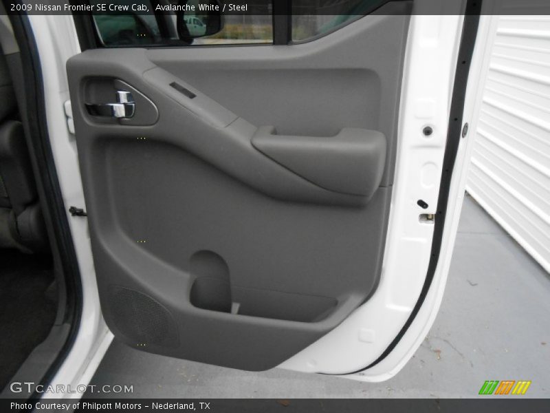 Avalanche White / Steel 2009 Nissan Frontier SE Crew Cab