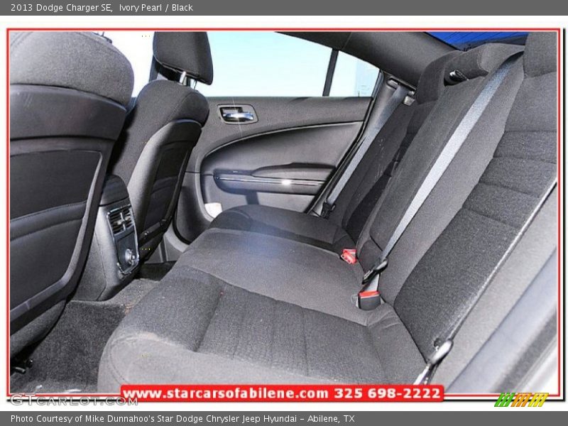Ivory Pearl / Black 2013 Dodge Charger SE
