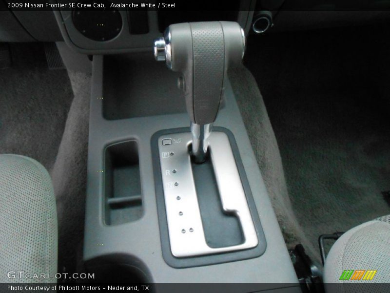 Avalanche White / Steel 2009 Nissan Frontier SE Crew Cab