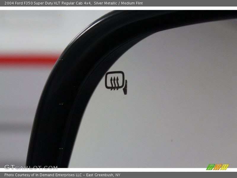 Silver Metallic / Medium Flint 2004 Ford F350 Super Duty XLT Regular Cab 4x4