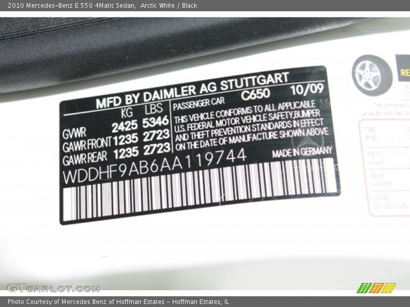 Arctic White / Black 2010 Mercedes-Benz E 550 4Matic Sedan