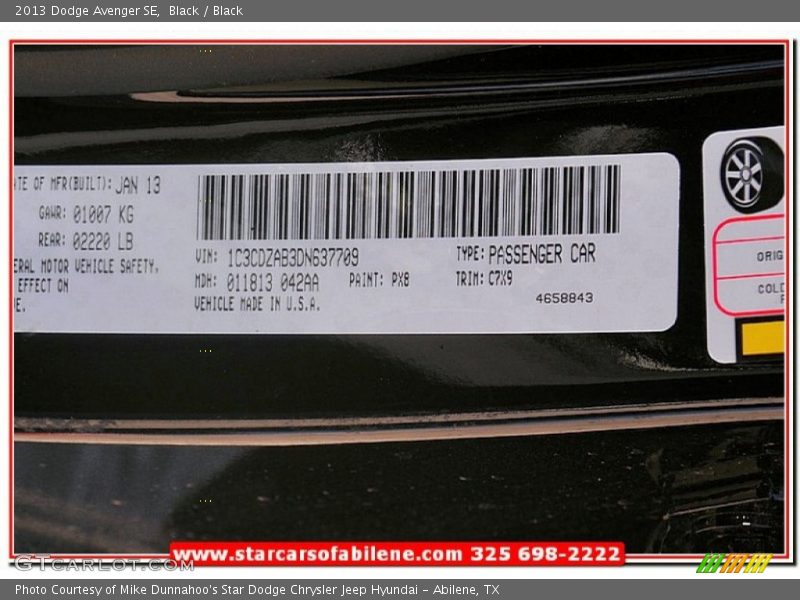 Black / Black 2013 Dodge Avenger SE