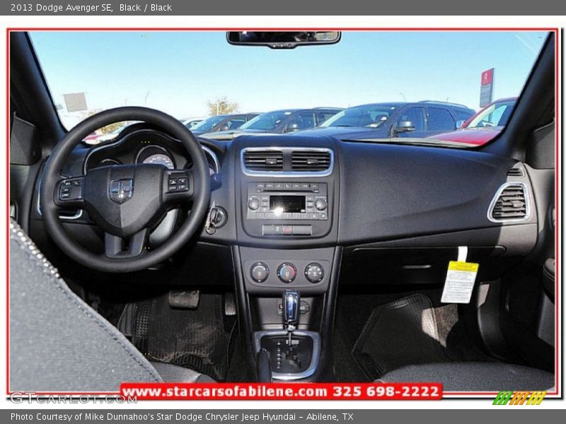Black / Black 2013 Dodge Avenger SE