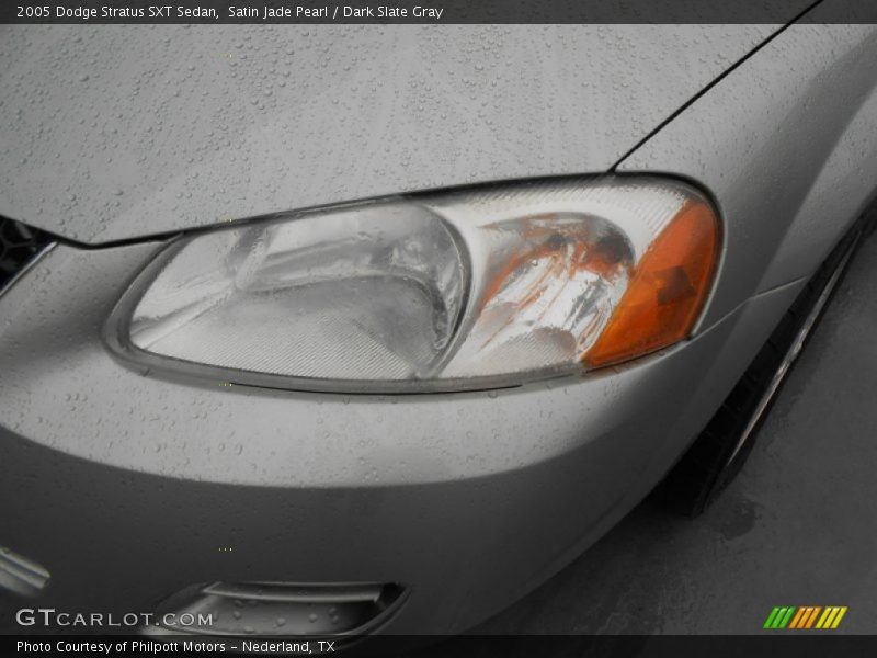 Satin Jade Pearl / Dark Slate Gray 2005 Dodge Stratus SXT Sedan