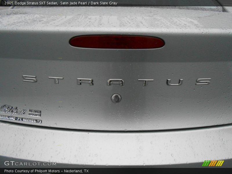 Satin Jade Pearl / Dark Slate Gray 2005 Dodge Stratus SXT Sedan