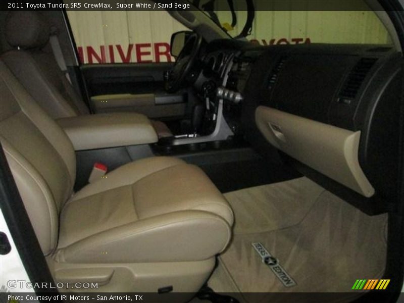 Super White / Sand Beige 2011 Toyota Tundra SR5 CrewMax