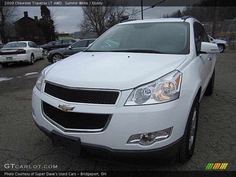 Summit White / Ebony 2009 Chevrolet Traverse LT AWD