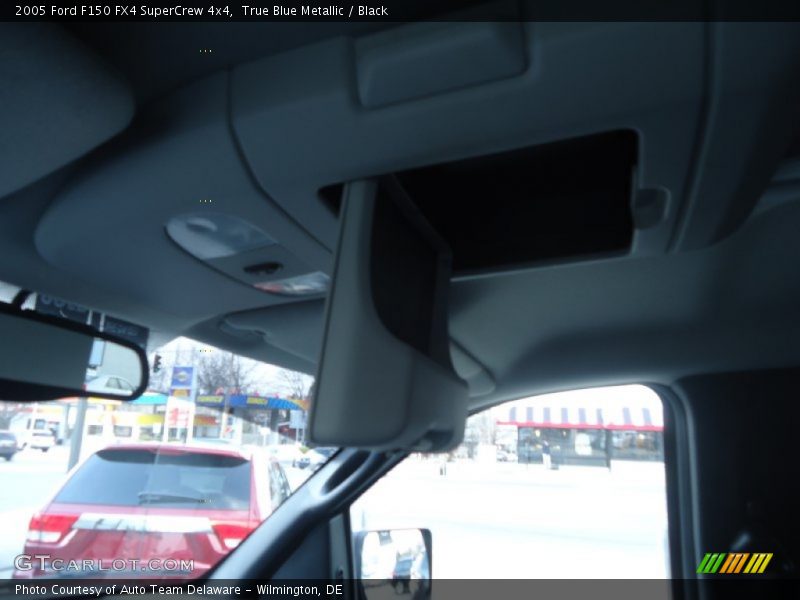 True Blue Metallic / Black 2005 Ford F150 FX4 SuperCrew 4x4