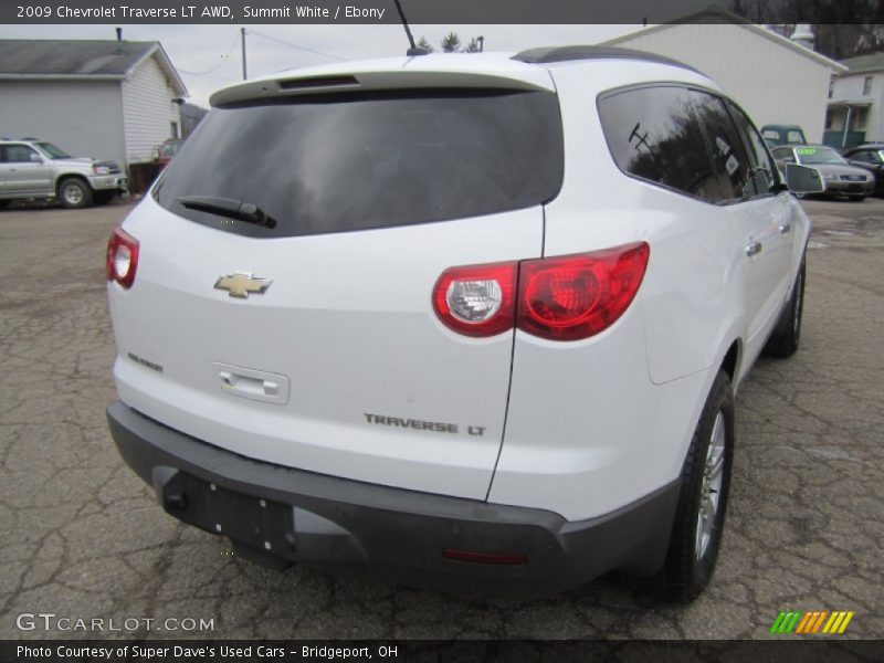 Summit White / Ebony 2009 Chevrolet Traverse LT AWD
