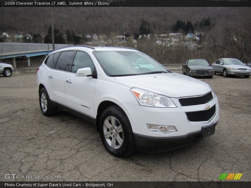 Summit White / Ebony 2009 Chevrolet Traverse LT AWD