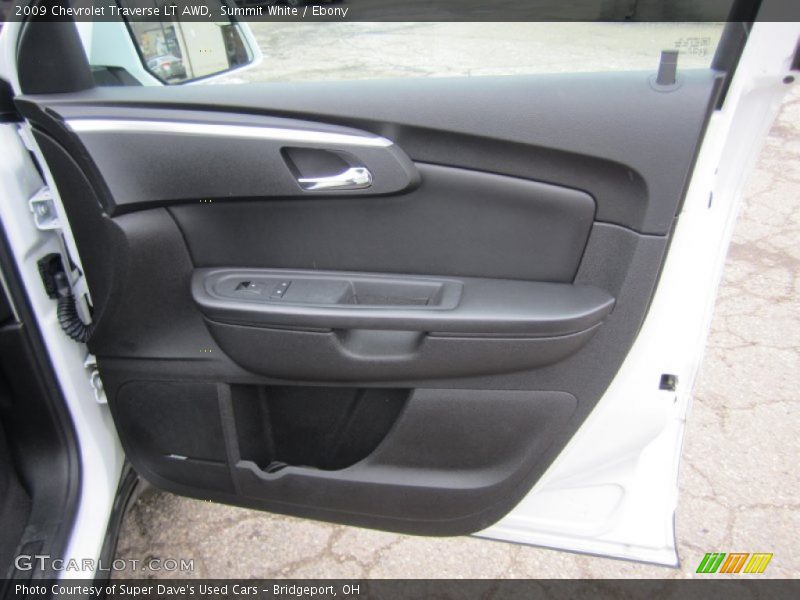 Summit White / Ebony 2009 Chevrolet Traverse LT AWD
