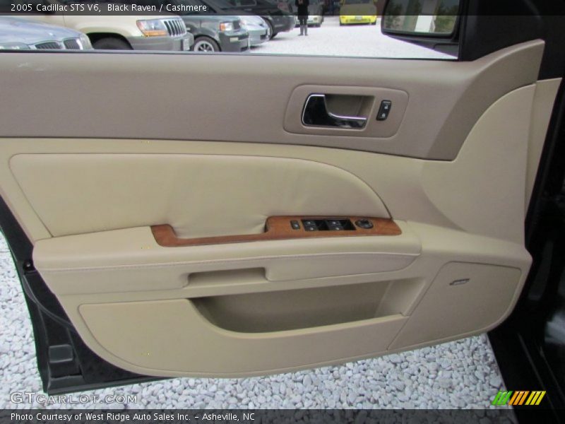 Black Raven / Cashmere 2005 Cadillac STS V6