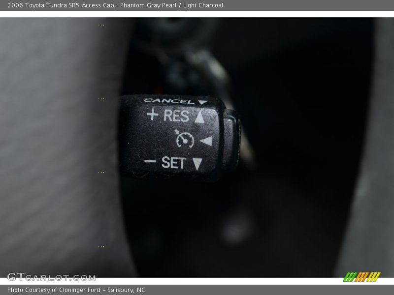 Phantom Gray Pearl / Light Charcoal 2006 Toyota Tundra SR5 Access Cab