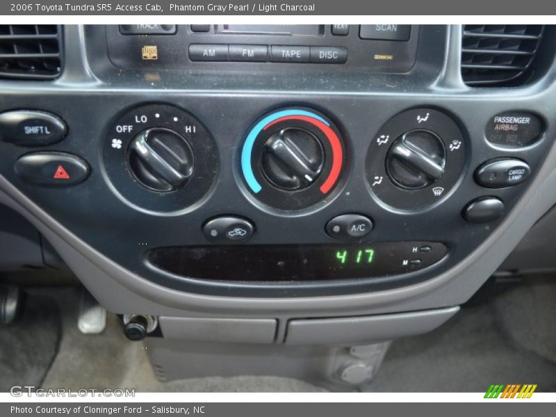 Controls of 2006 Tundra SR5 Access Cab