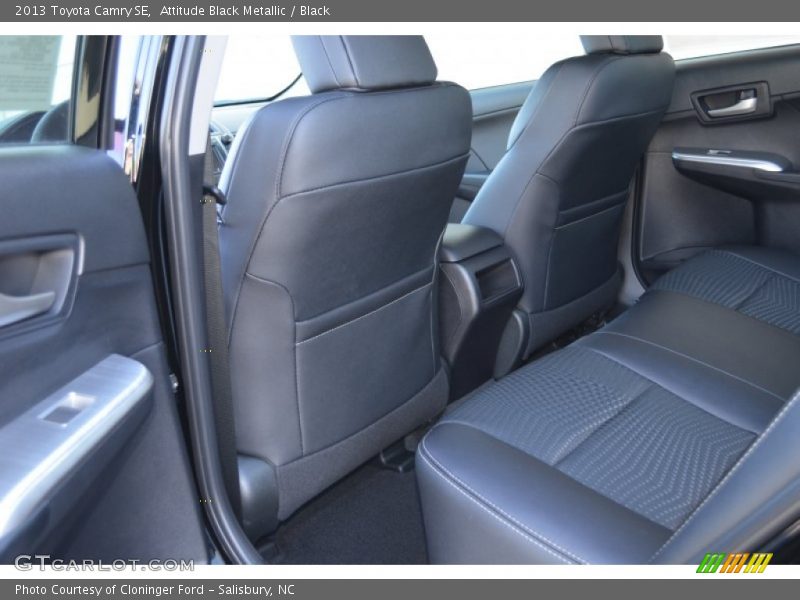 Attitude Black Metallic / Black 2013 Toyota Camry SE