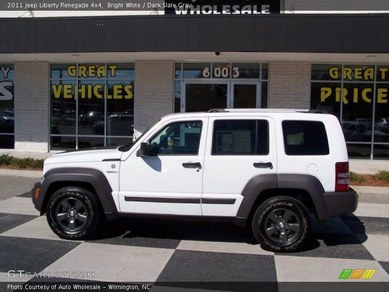 Bright White / Dark Slate Gray 2011 Jeep Liberty Renegade 4x4