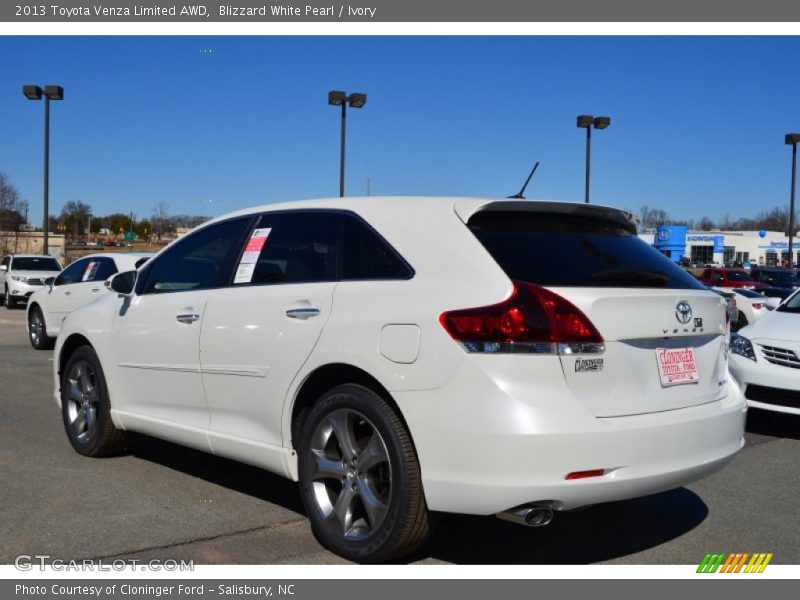 Blizzard White Pearl / Ivory 2013 Toyota Venza Limited AWD