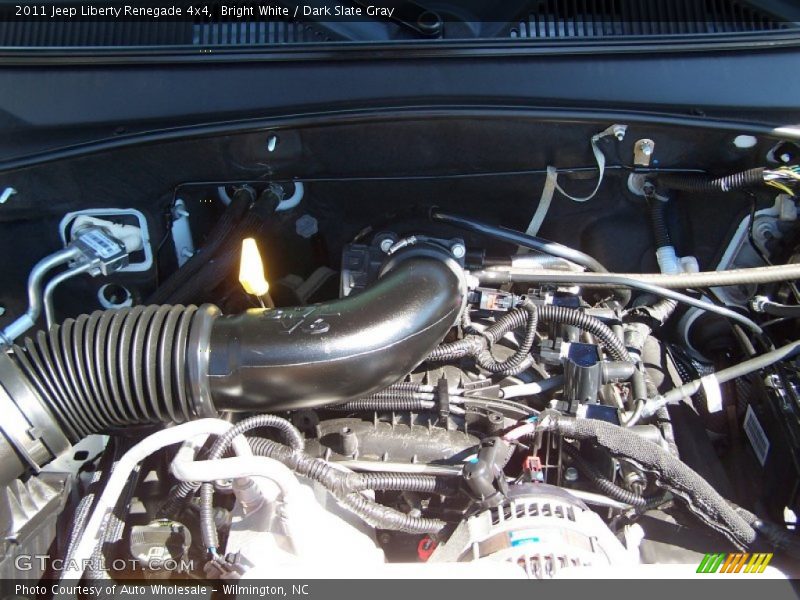 Bright White / Dark Slate Gray 2011 Jeep Liberty Renegade 4x4
