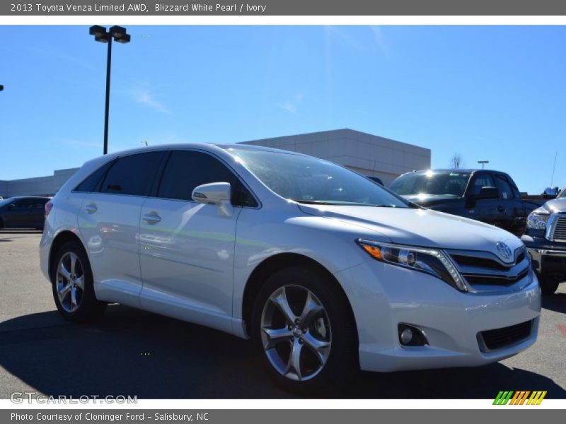 Blizzard White Pearl / Ivory 2013 Toyota Venza Limited AWD