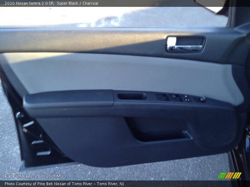 Super Black / Charcoal 2010 Nissan Sentra 2.0 SR