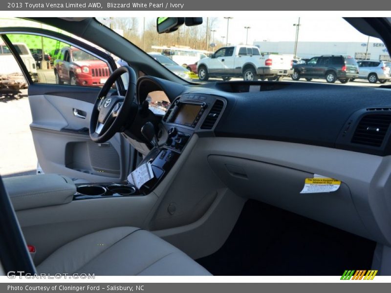 Blizzard White Pearl / Ivory 2013 Toyota Venza Limited AWD