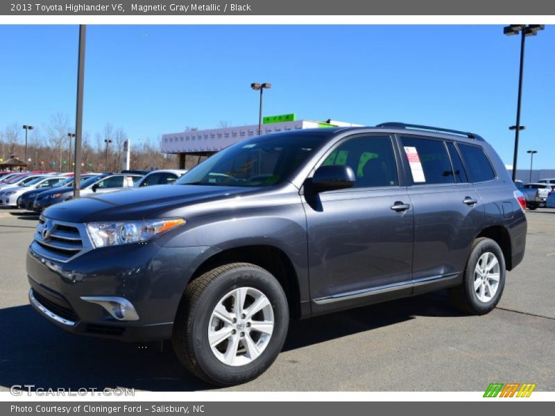 Front 3/4 View of 2013 Highlander V6