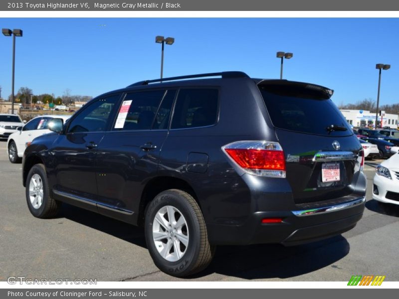 Magnetic Gray Metallic / Black 2013 Toyota Highlander V6