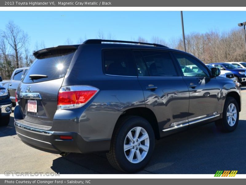 Magnetic Gray Metallic / Black 2013 Toyota Highlander V6