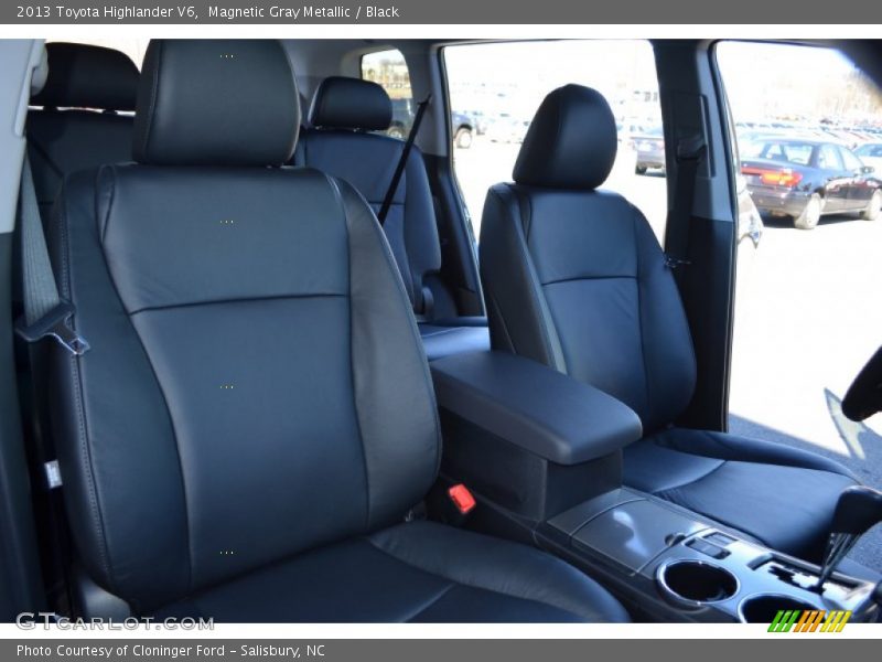 Magnetic Gray Metallic / Black 2013 Toyota Highlander V6
