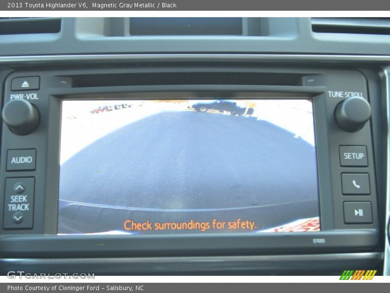 Magnetic Gray Metallic / Black 2013 Toyota Highlander V6