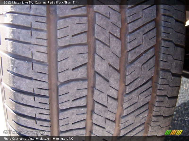 Cayenne Red / Black/Silver Trim 2012 Nissan Juke SV