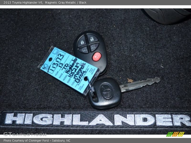 Keys of 2013 Highlander V6