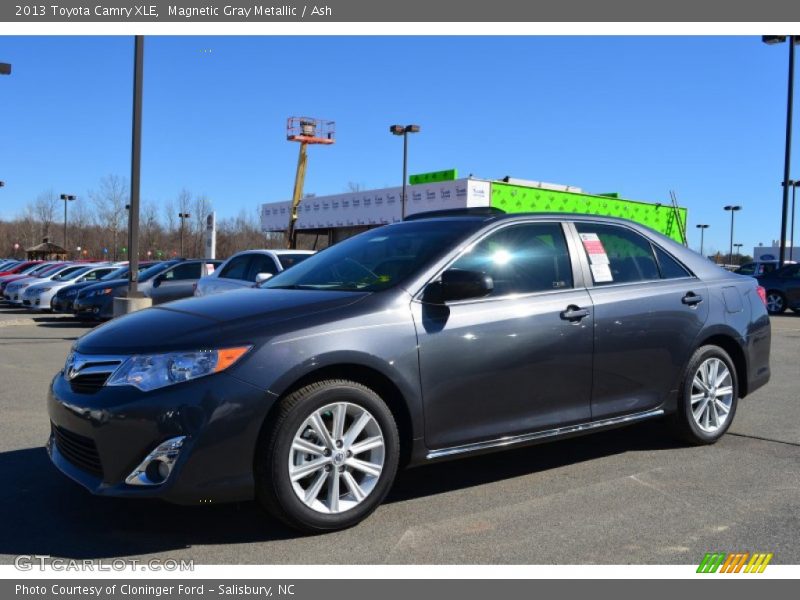 Magnetic Gray Metallic / Ash 2013 Toyota Camry XLE
