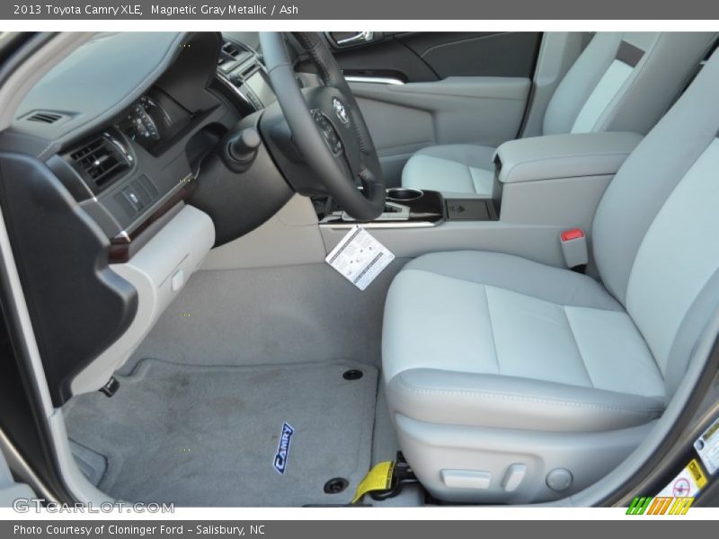 Magnetic Gray Metallic / Ash 2013 Toyota Camry XLE