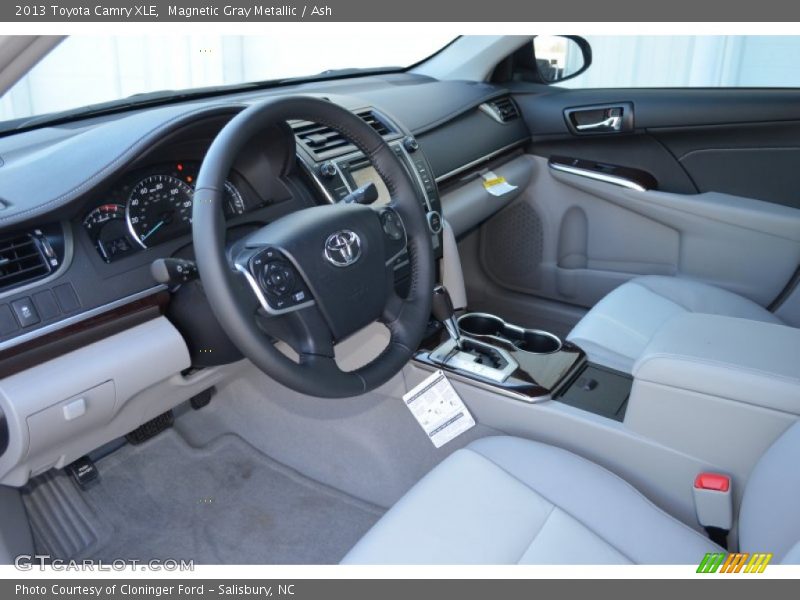 Magnetic Gray Metallic / Ash 2013 Toyota Camry XLE