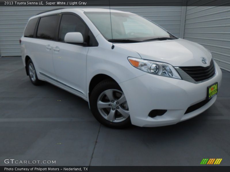 Super White / Light Gray 2013 Toyota Sienna LE