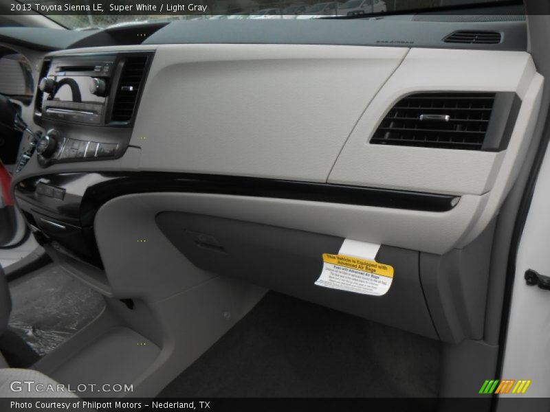 Super White / Light Gray 2013 Toyota Sienna LE