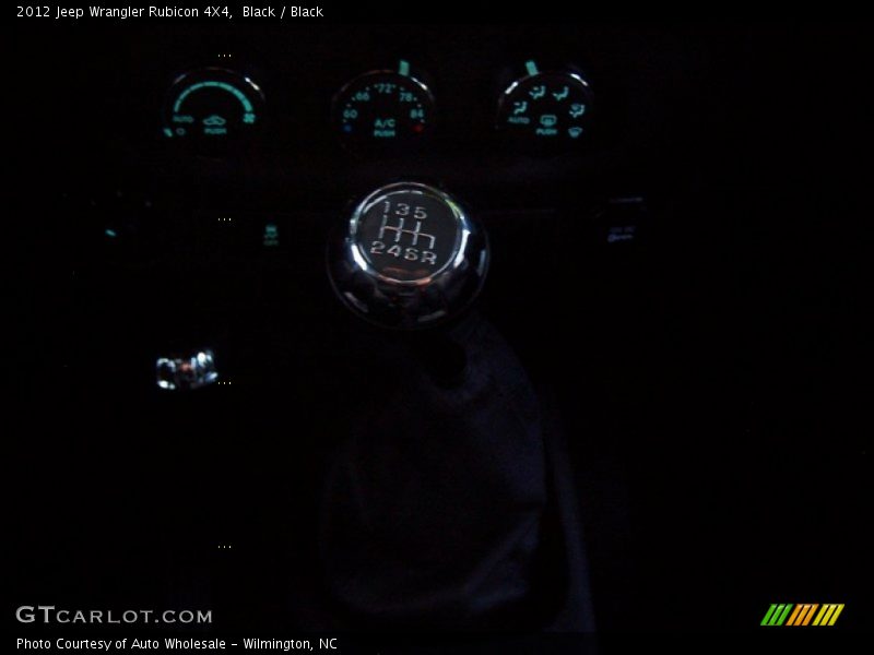Black / Black 2012 Jeep Wrangler Rubicon 4X4